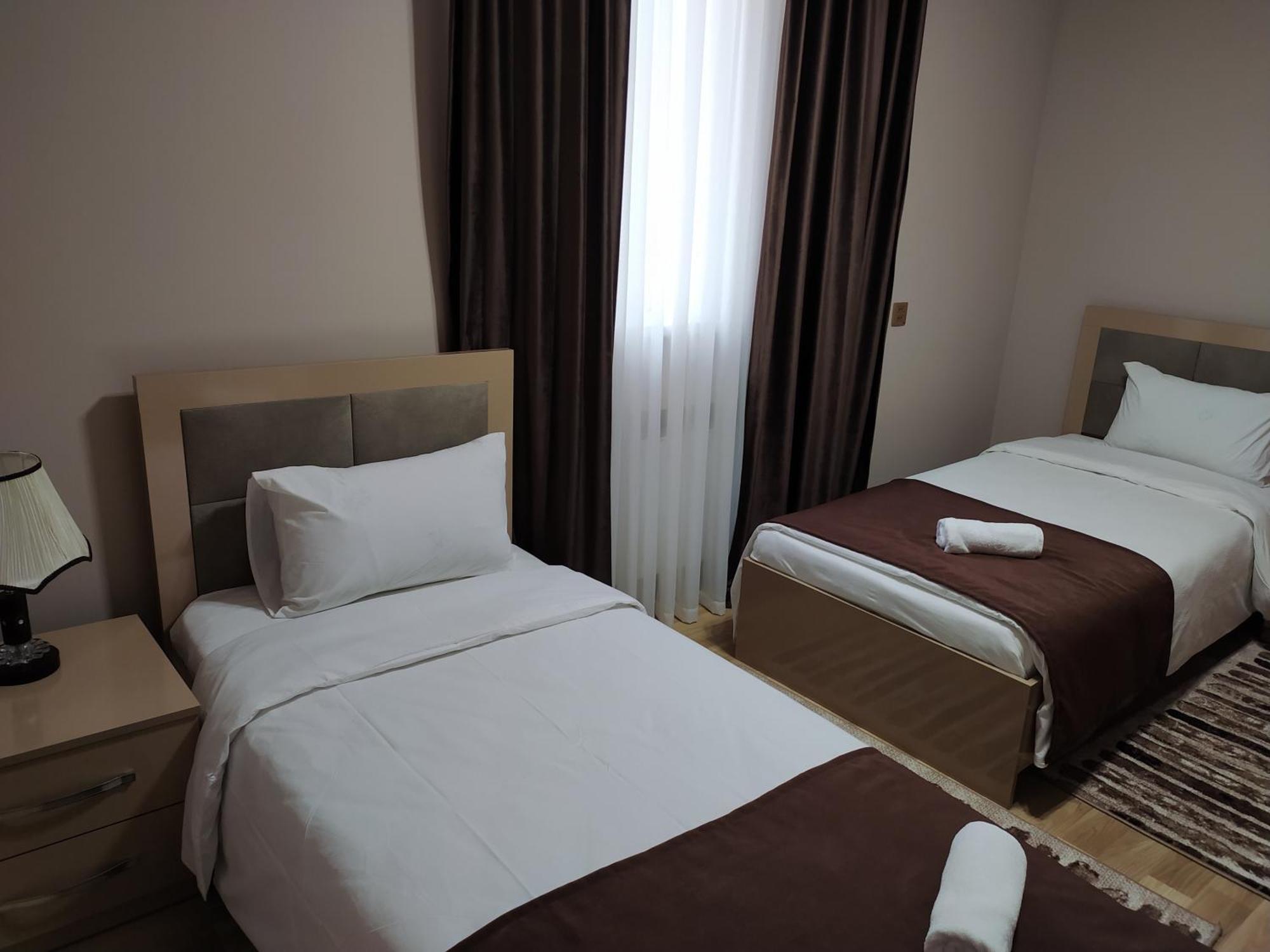 Gold Hotel Quba Ngoại thất bức ảnh