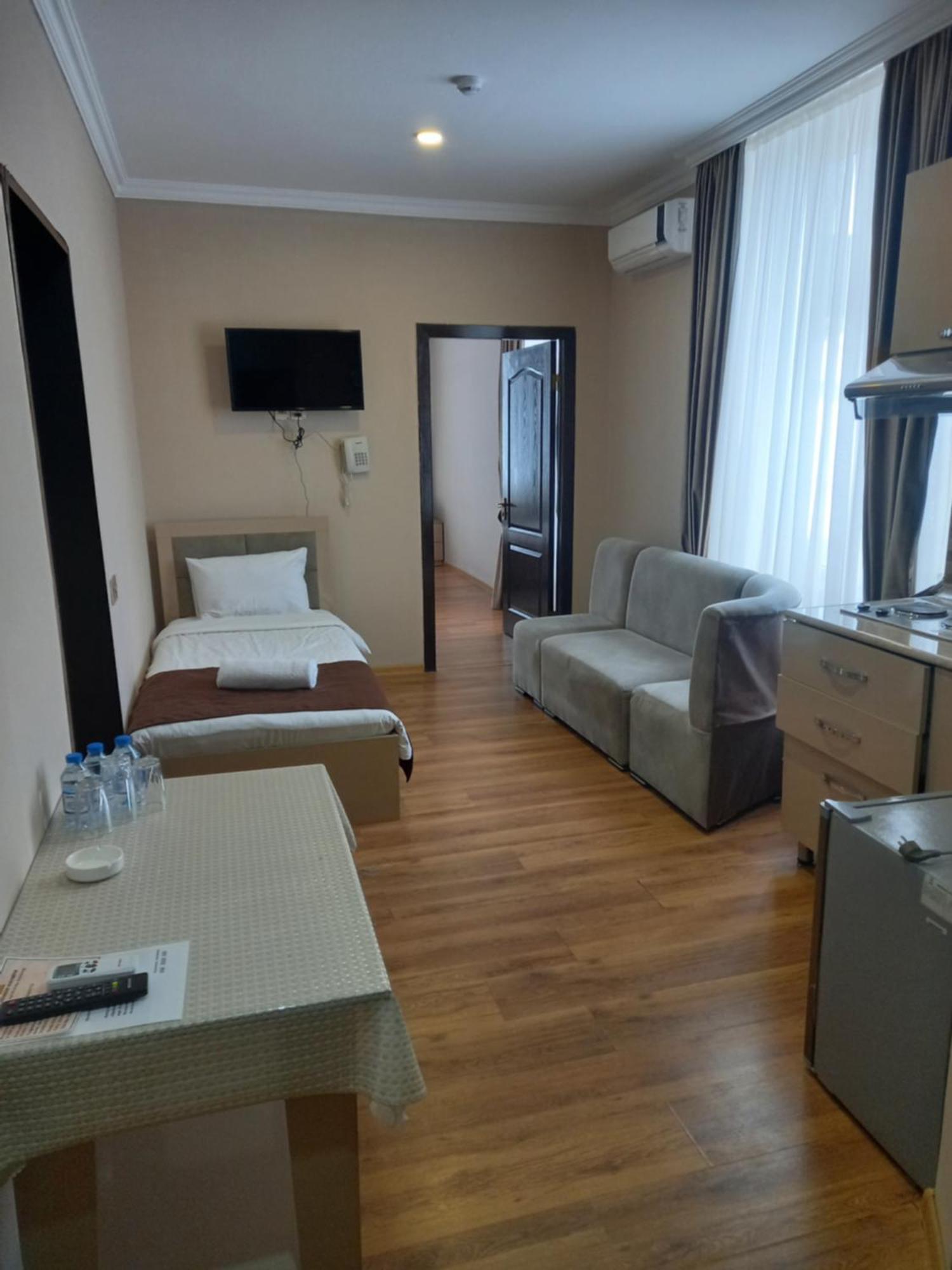 Gold Hotel Quba Ngoại thất bức ảnh